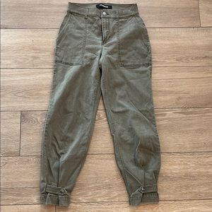 Cropped Straight Cargo Style Pant
